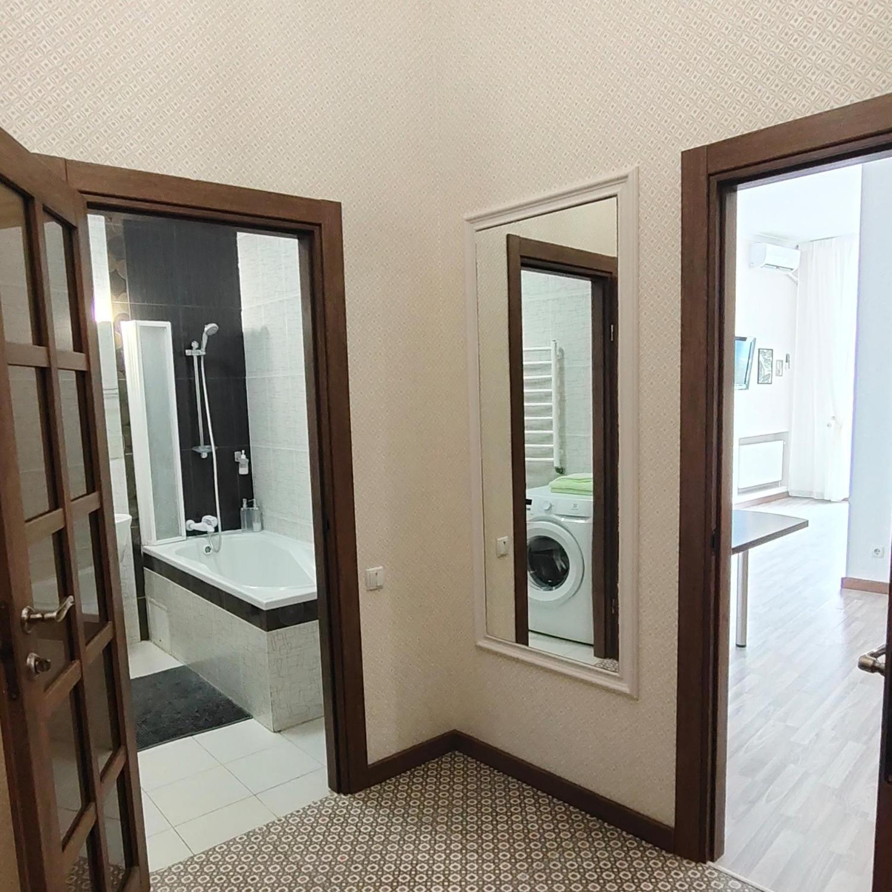 Apartment In Arcadia Palace With Sea View! Odessa Eksteriør bilde