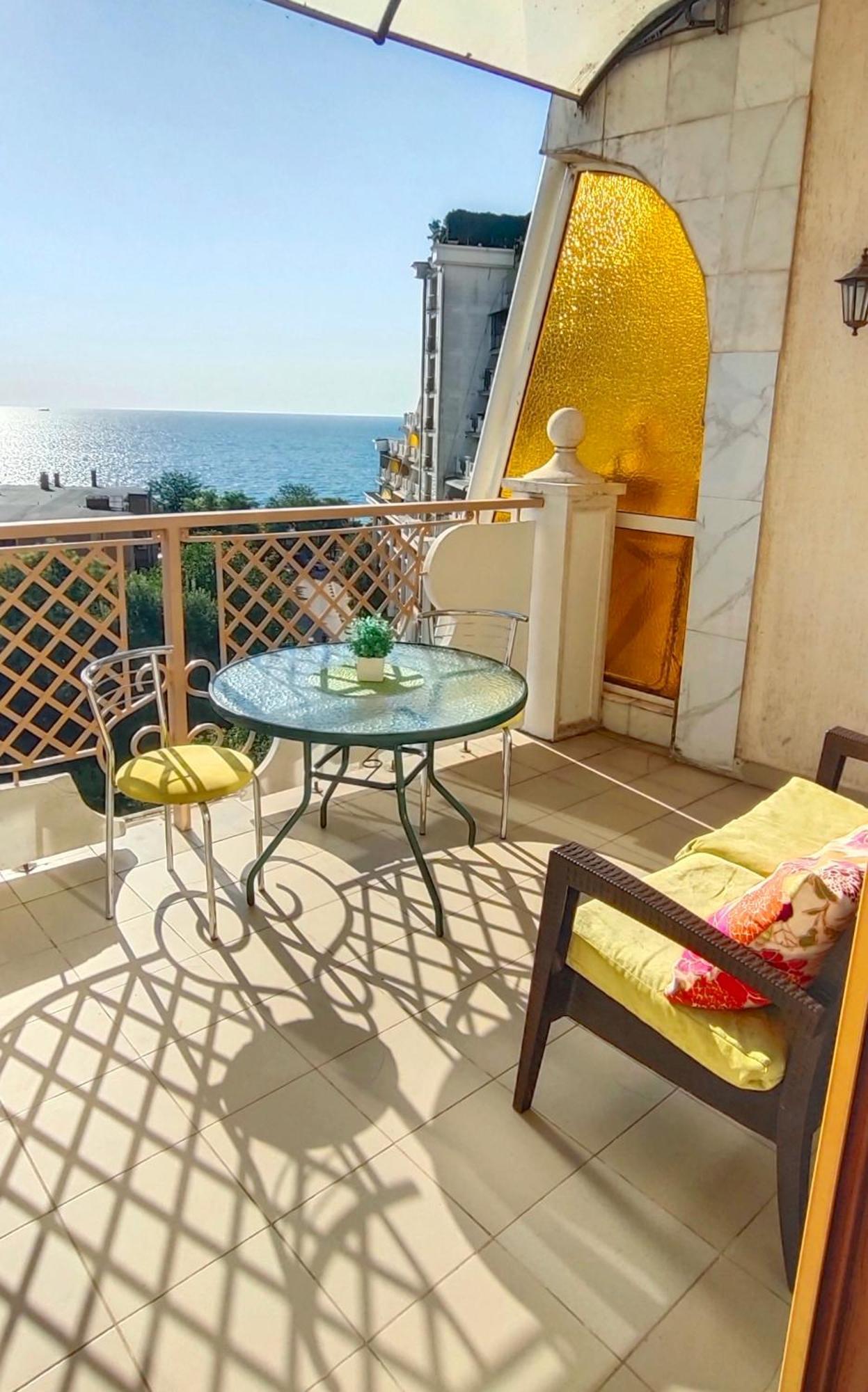 Apartment In Arcadia Palace With Sea View! Odessa Eksteriør bilde